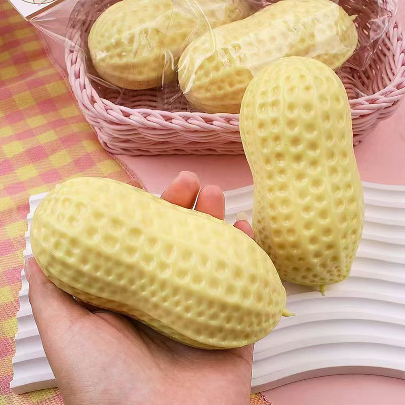 In Stock Peanut Stress Ball Cr - Vinyl Figure Blank recensie en prijs